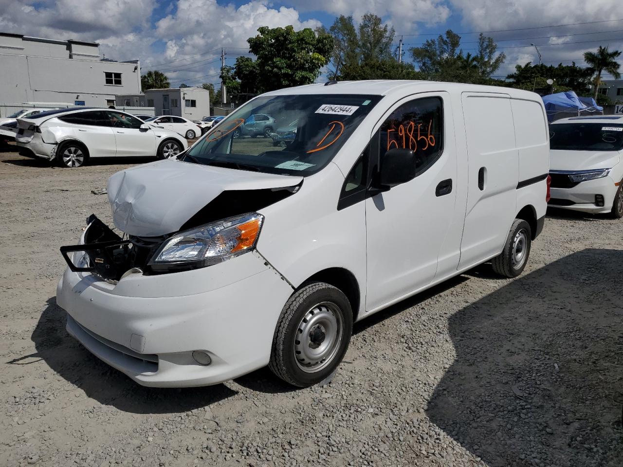 nissan nv 2021 3n6cm0knxmk696307