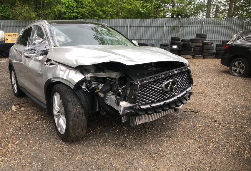 infiniti qx50 2018 3pcaj5m32kf120339