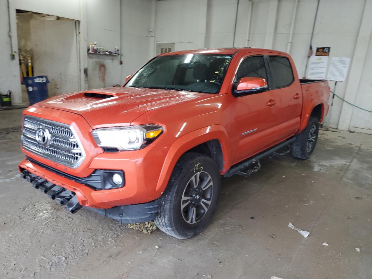 toyota tacoma 2017 3tmaz5cn5hm043224