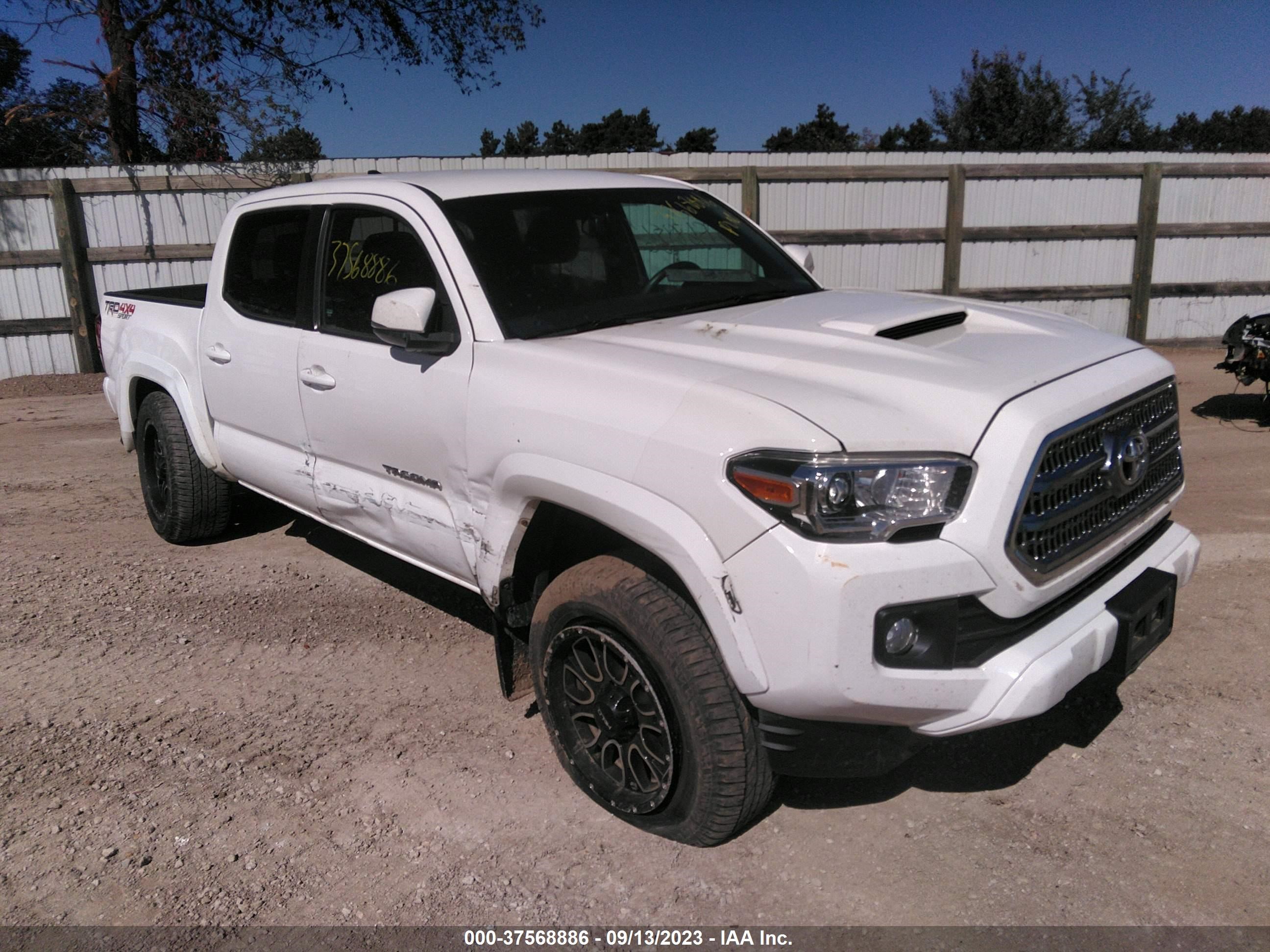 toyota tacoma 2017 3tmcz5an0hm050660