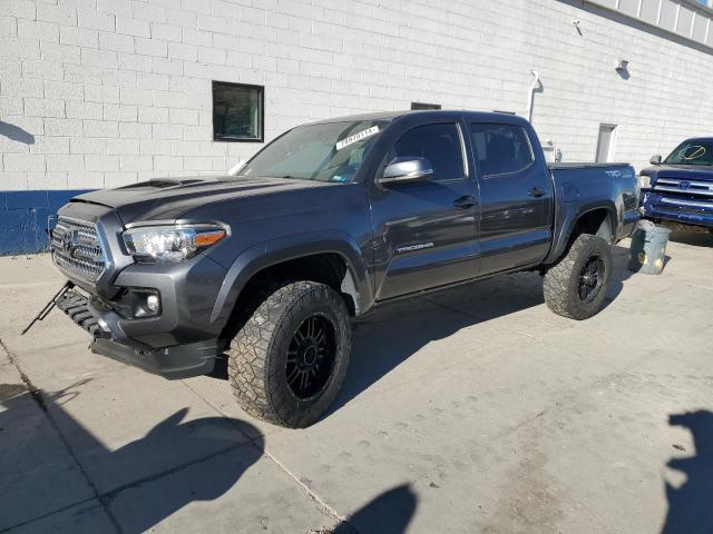 toyota tacoma dou 2017 3tmcz5an0hm114972