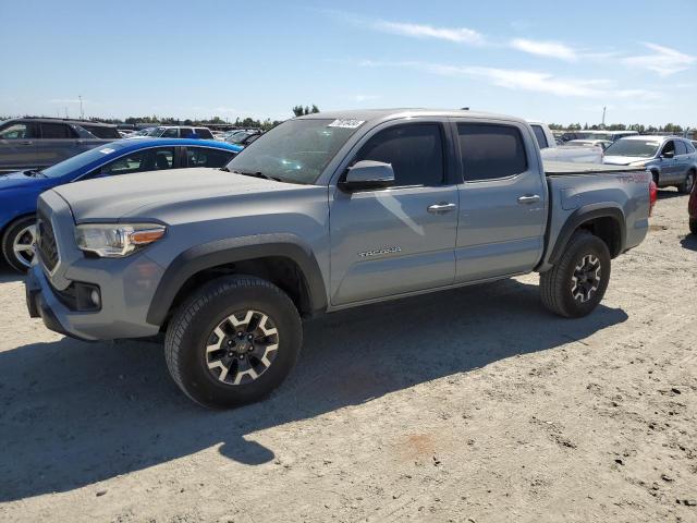 toyota tacoma dou 2018 3tmcz5an0jm156841