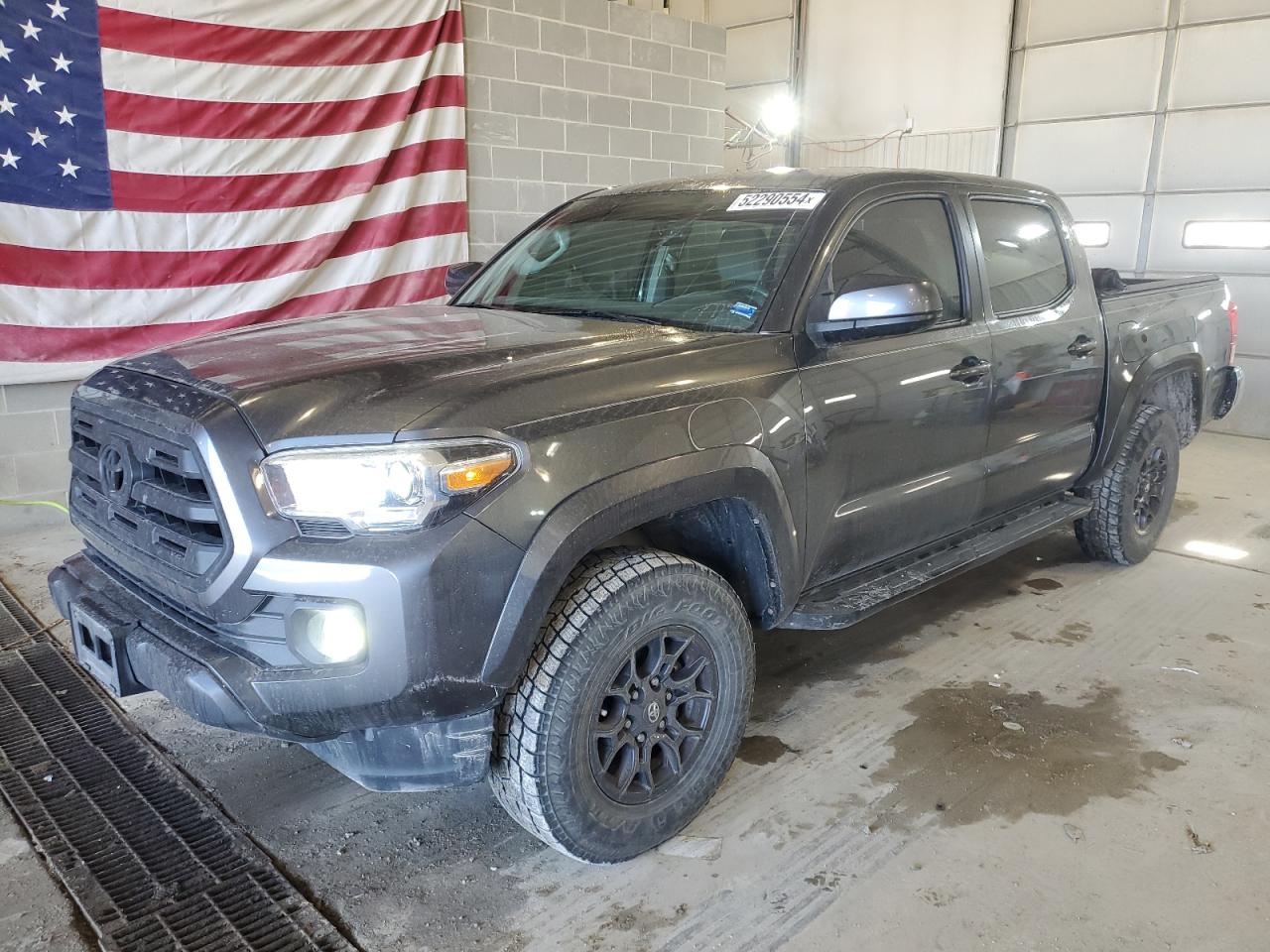 toyota tacoma 2017 3tmcz5an3hm067209