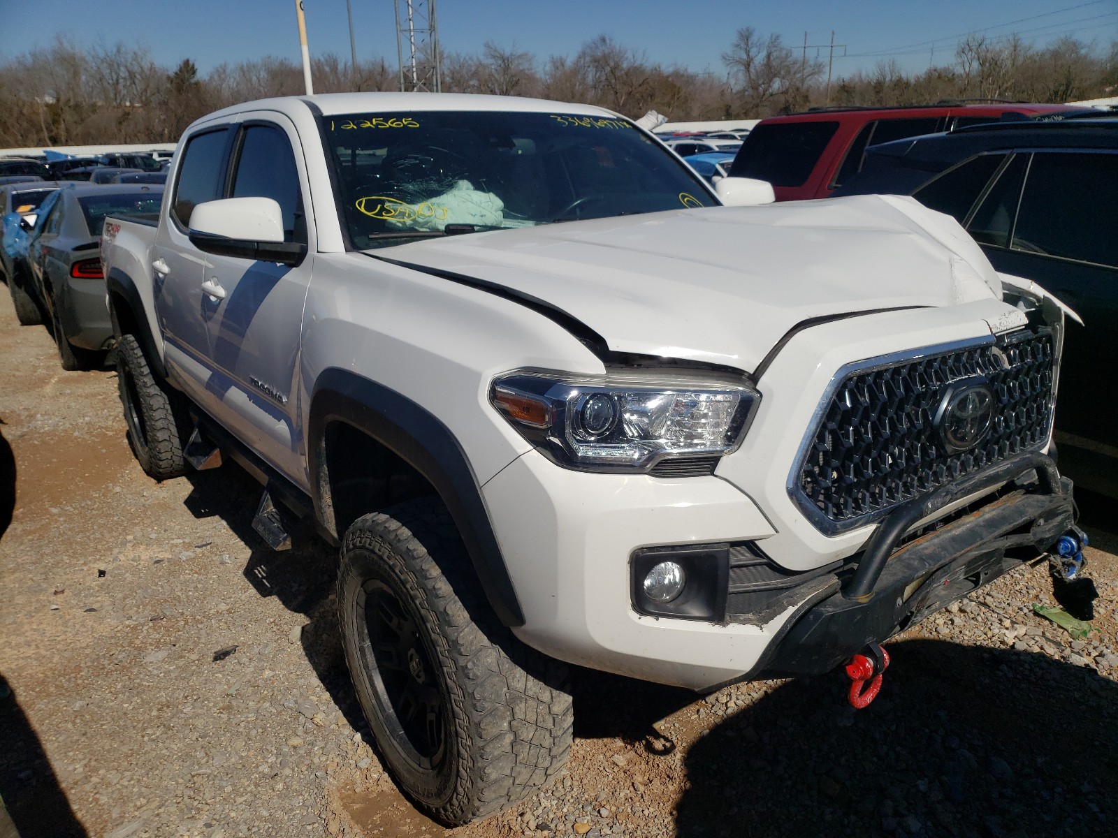 toyota tacoma dou 2018 3tmcz5an8jm122565