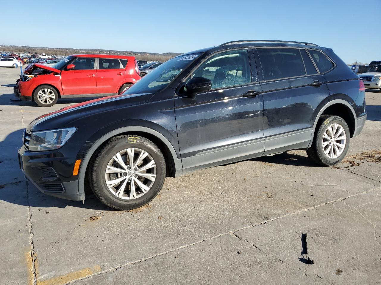 volkswagen tiguan 2018 3vv1b7ax6jm055149