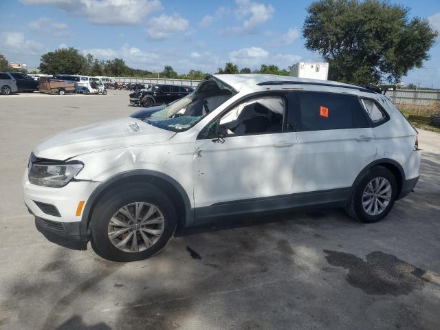 volkswagen tiguan s 2018 3vv1b7ax9jm079770