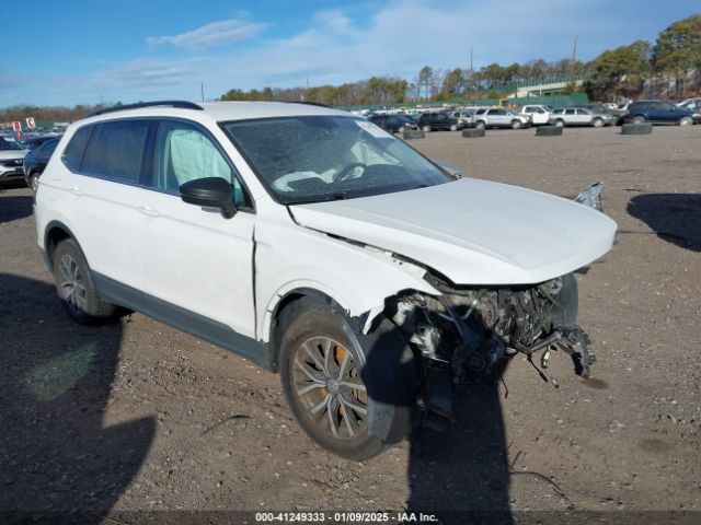 volkswagen tiguan 2018 3vv2b7ax2jm195087