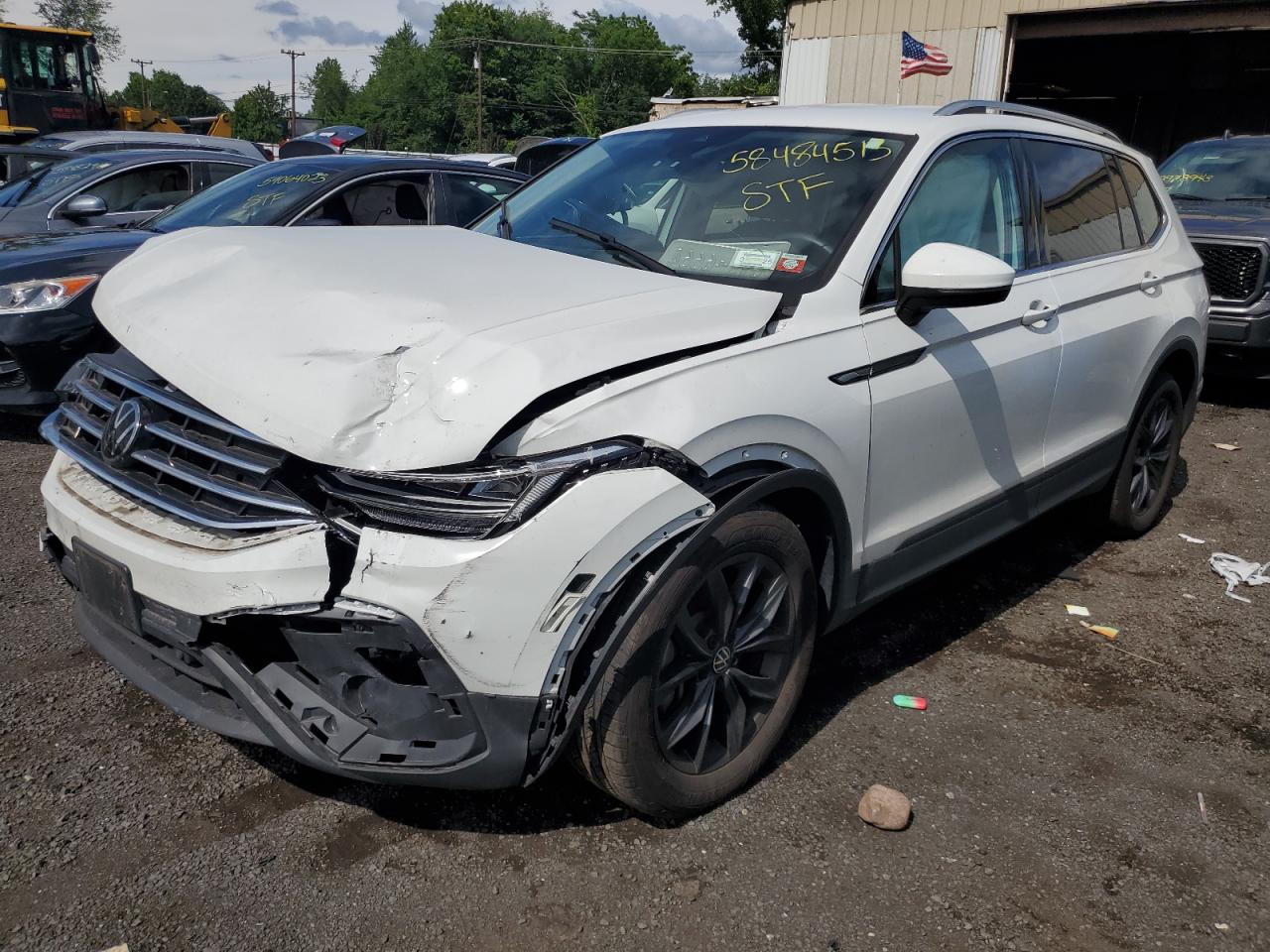 volkswagen tiguan 2022 3vv2b7ax7nm015429