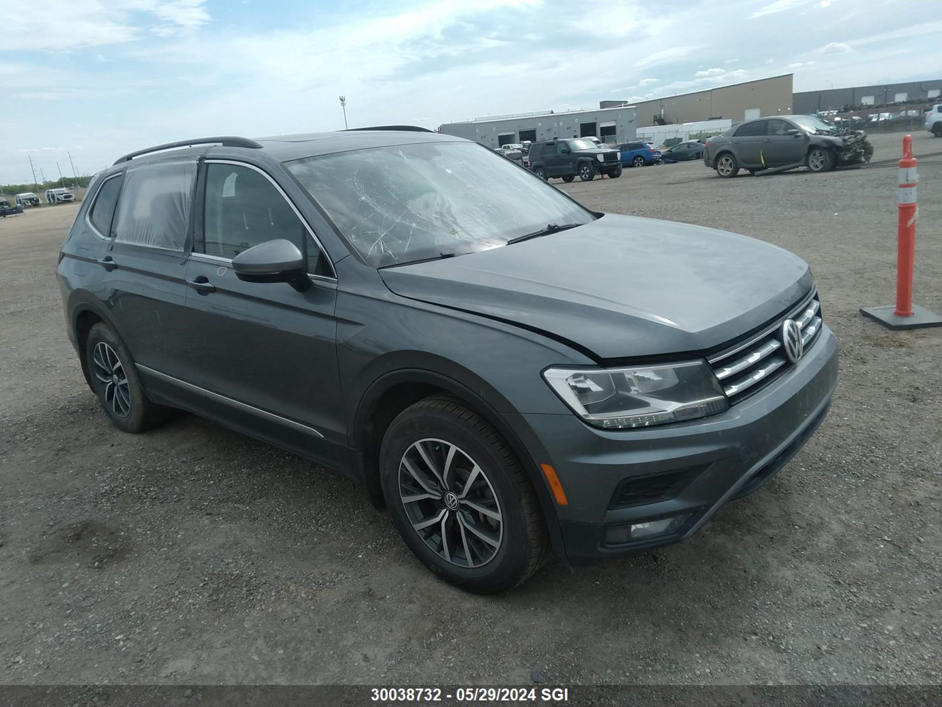 volkswagen tiguan 2018 3vv2b7ax9jm005141