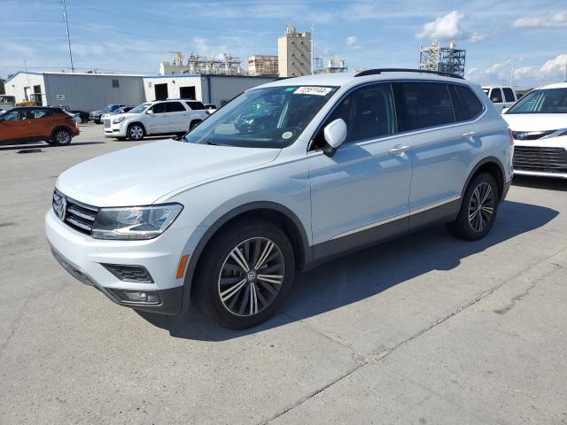 volkswagen tiguan se 2018 3vv3b7ax1jm039028