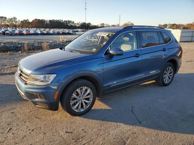 volkswagen tiguan se 2018 3vv3b7ax6jm209982