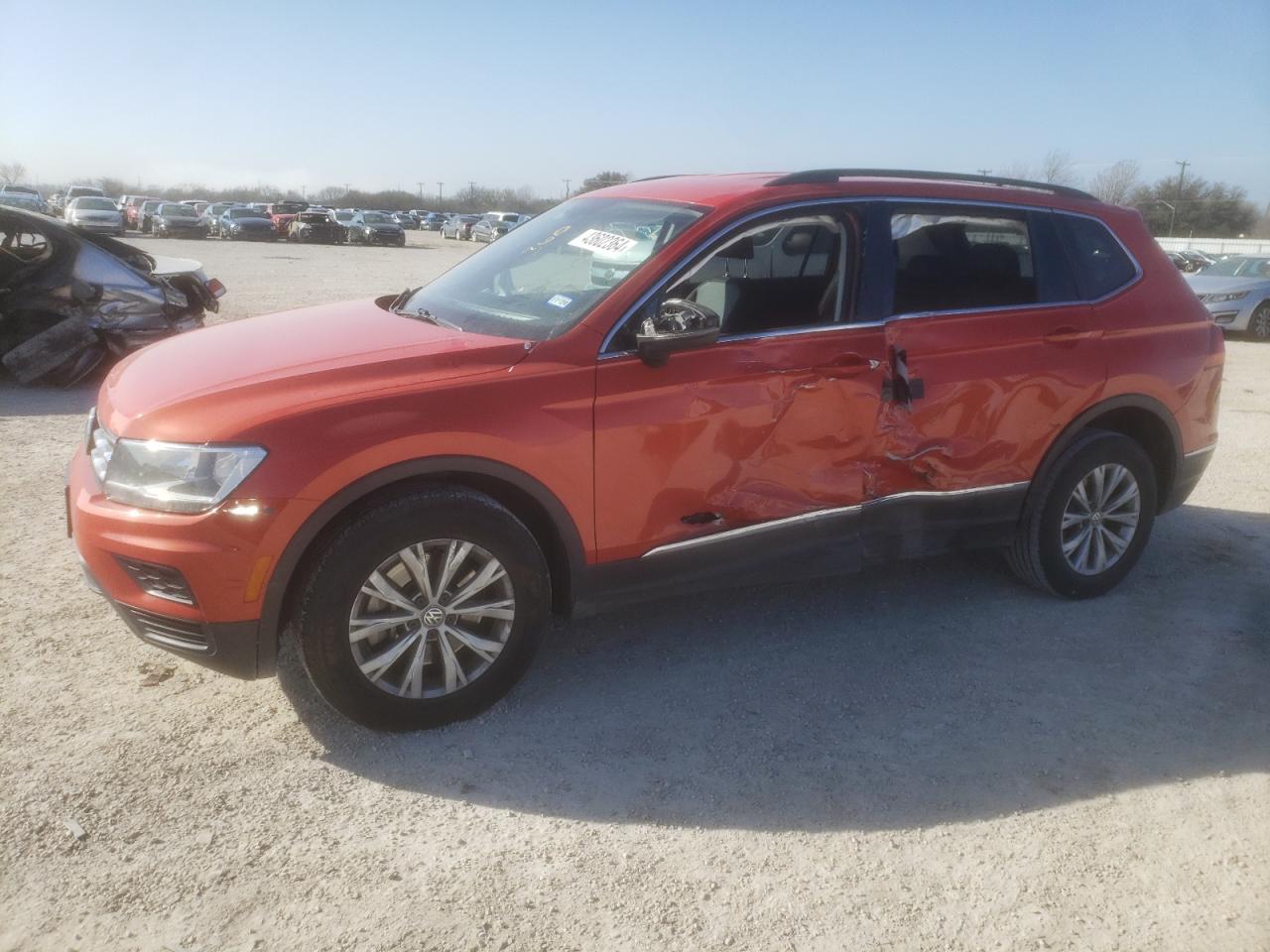 volkswagen tiguan 2018 3vv3b7ax9jm183653