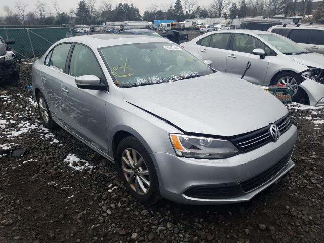 volkswagen  2014 3vwb17aj4em441718