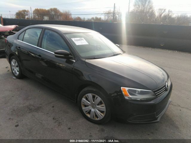 volkswagen  2013 3vwbp7aj7dm414929