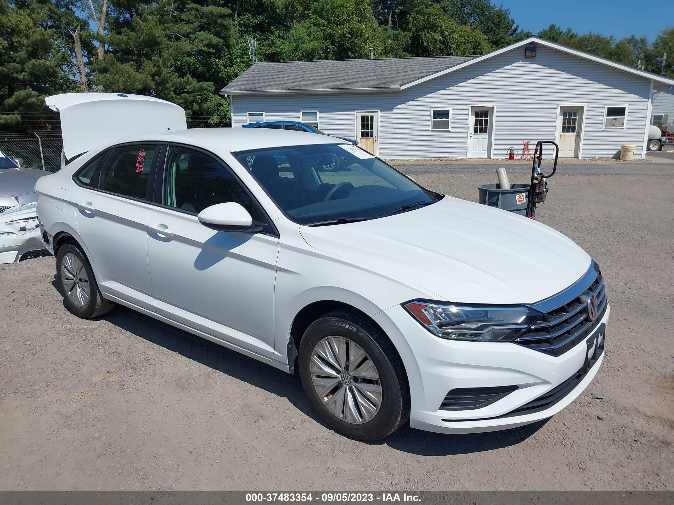 volkswagen jetta 2019 3vwc57bu0km027011