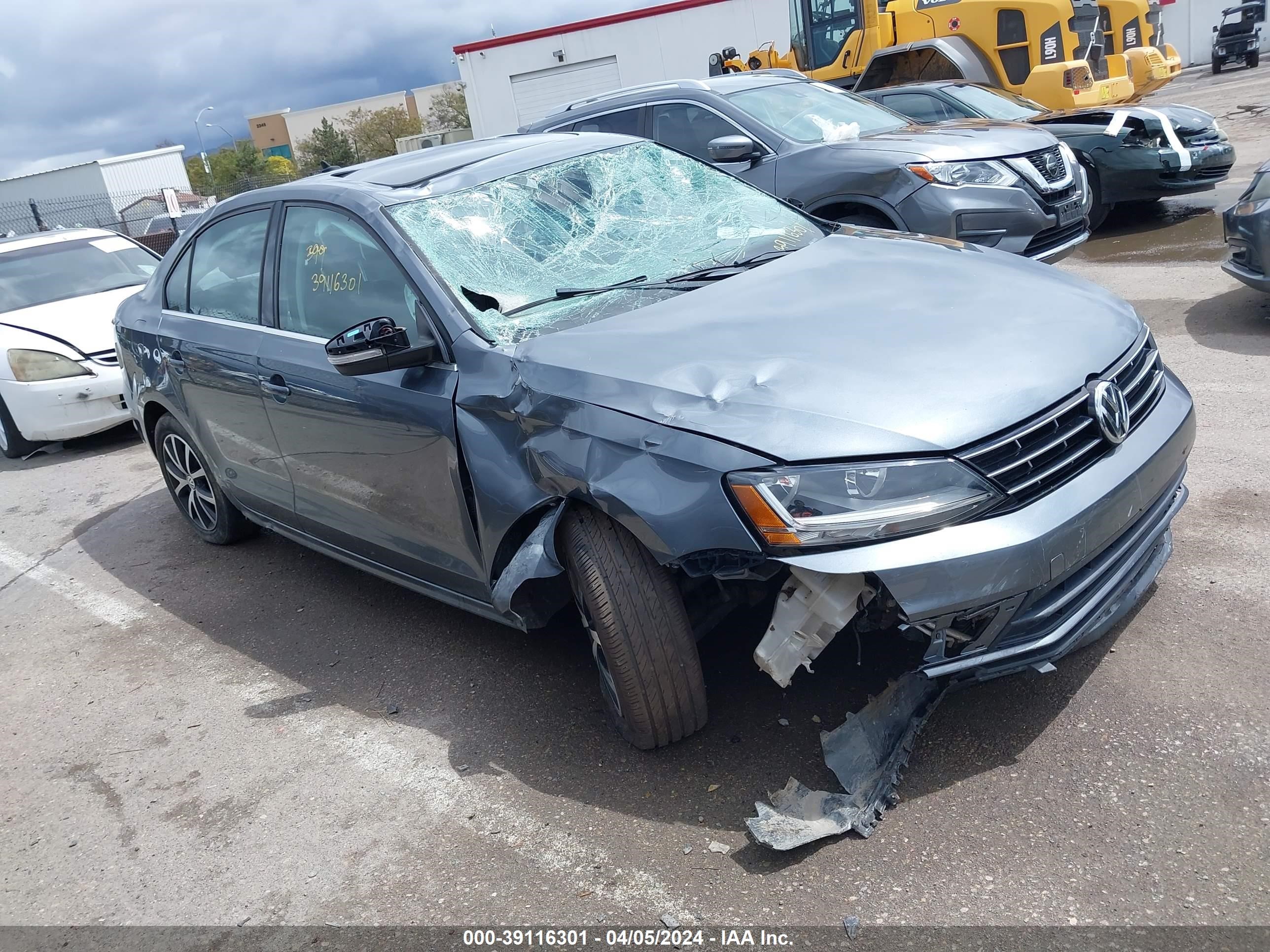 volkswagen jetta 2018 3vwdb7aj4jm219471