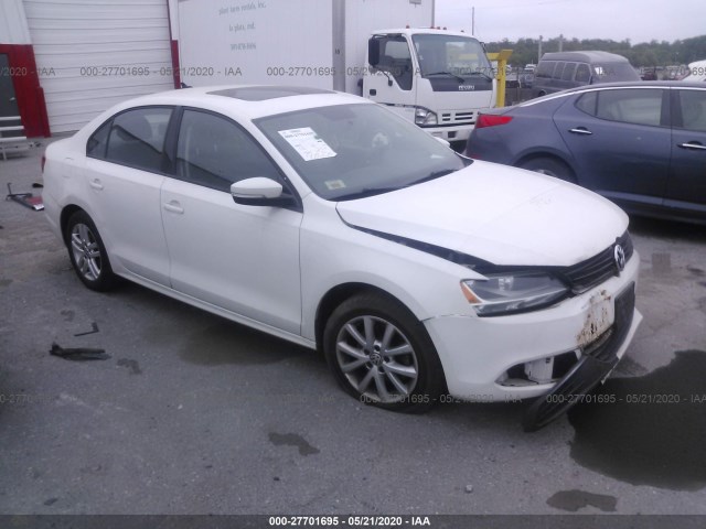 volkswagen  2012 3vwdp7aj4cm322698