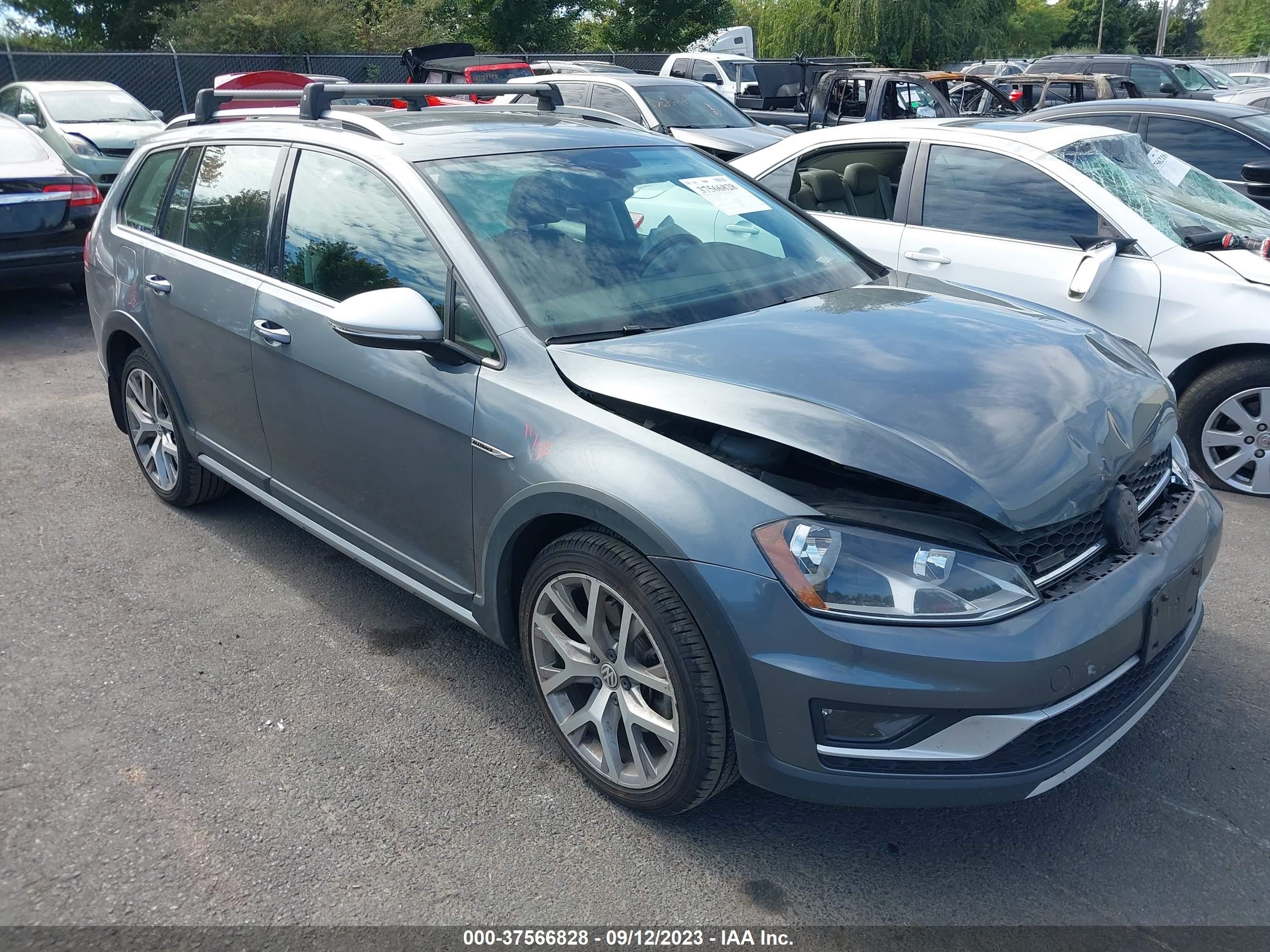 volkswagen golf 2017 3vwh17au0hm517220