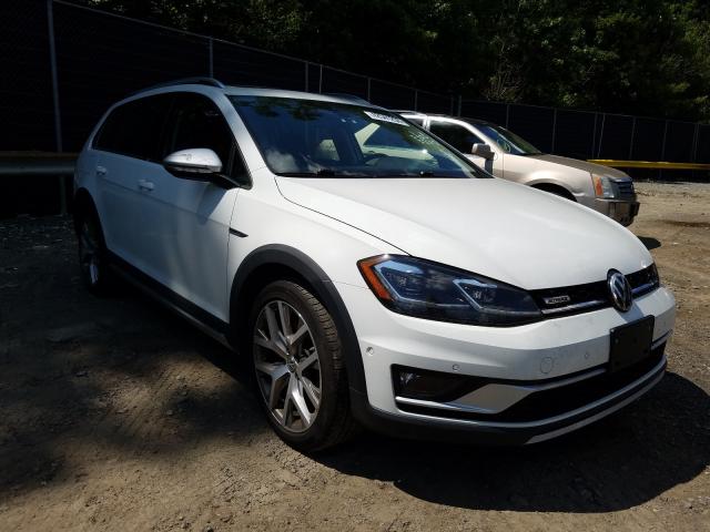 volkswagen golf alltr 2018 3vwh17au7jm757404