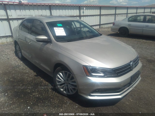 volkswagen  2016 3vwl17aj0gm267346