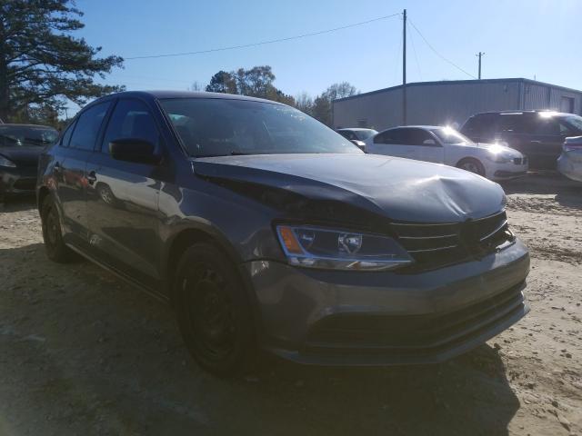 volkswagen  2015 3vwla7aj5fm332304