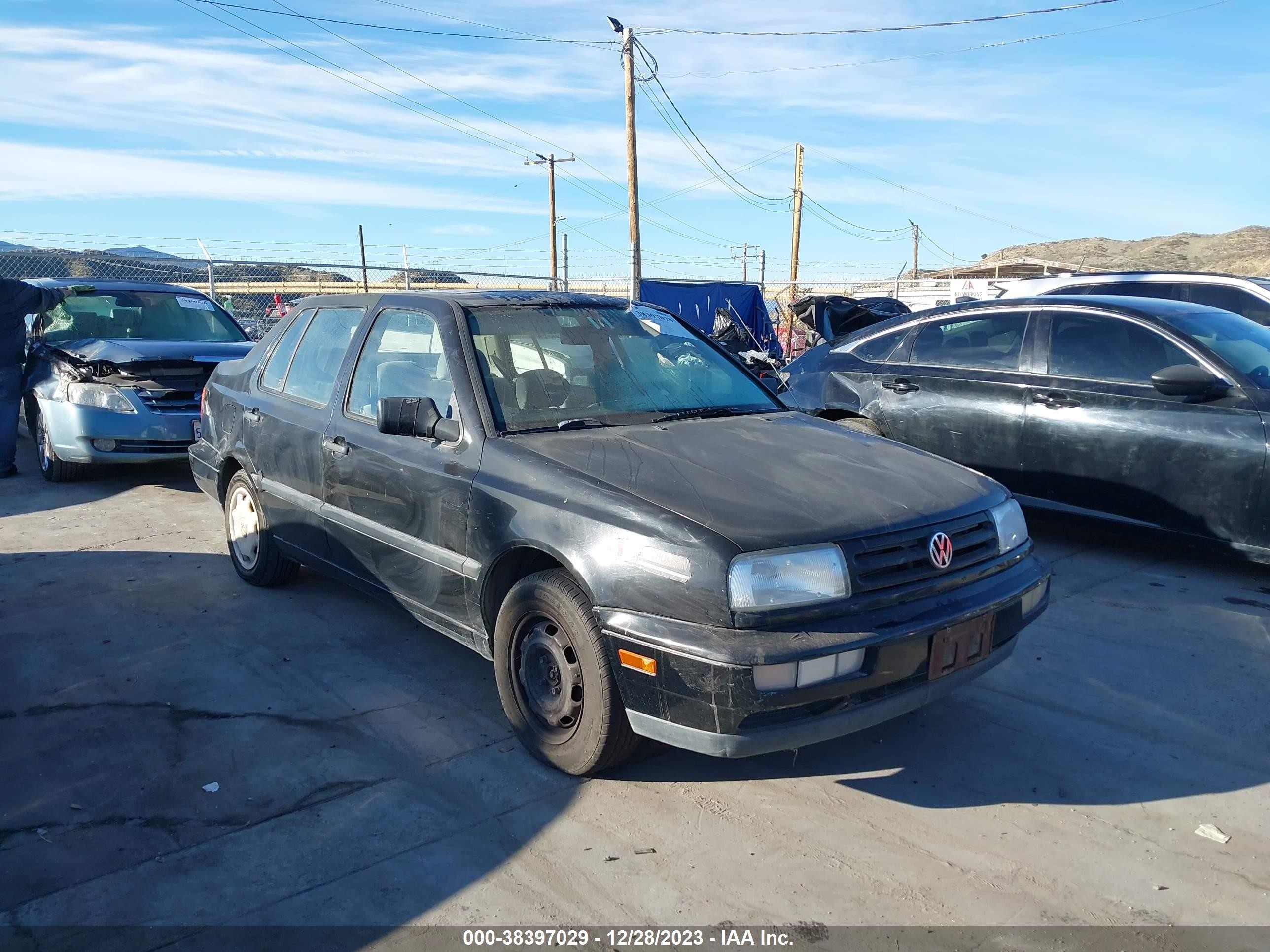 volkswagen jetta 1994 3vwrb81h5rm051876