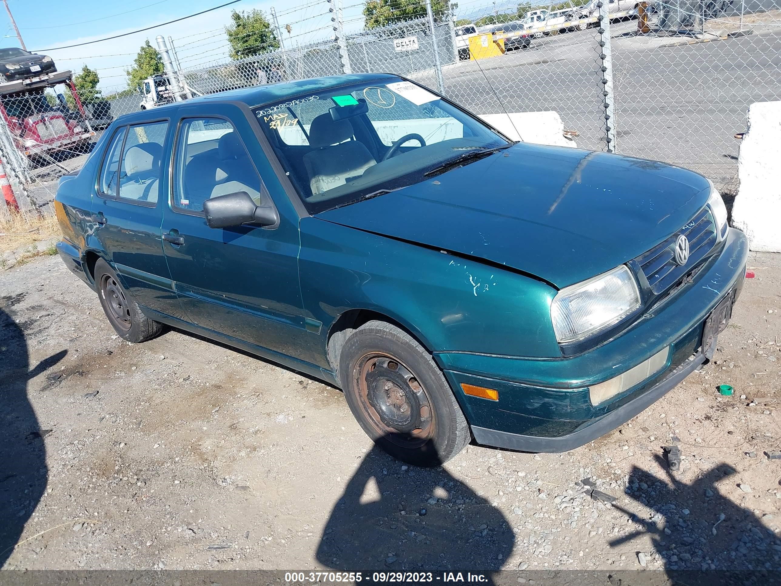 volkswagen jetta 1997 3vwrb81h6vm006326