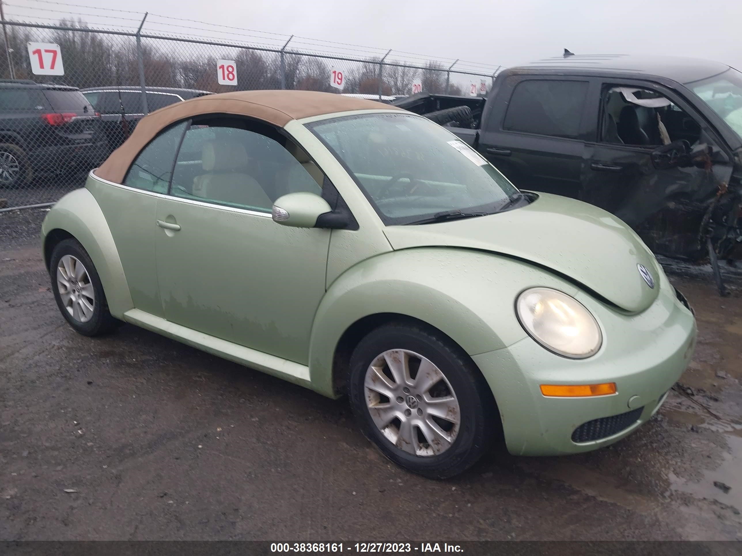 volkswagen beetle 2009 3vwrf31y99m400528