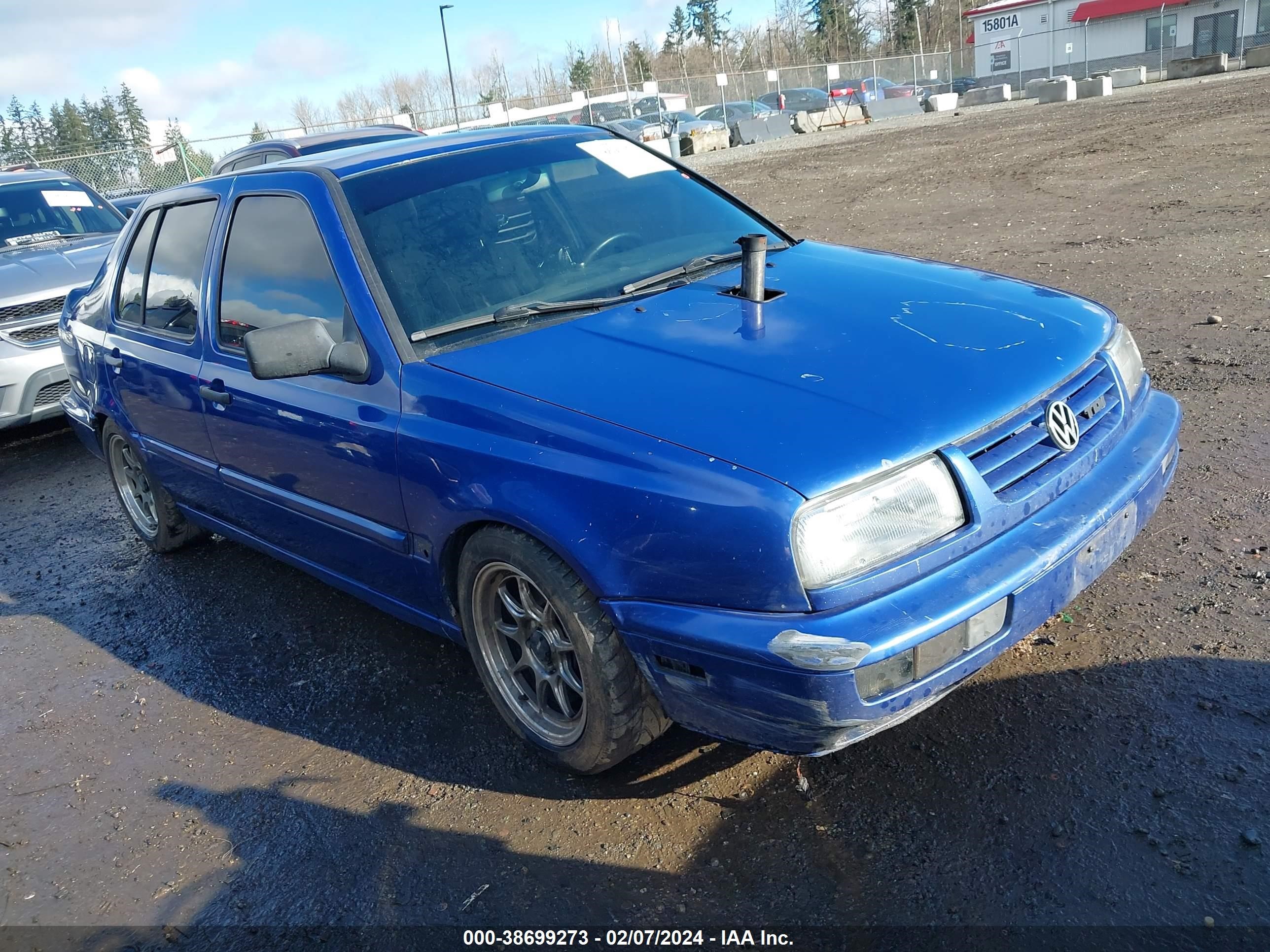 volkswagen jetta 1998 3vwrf81h6wm128917