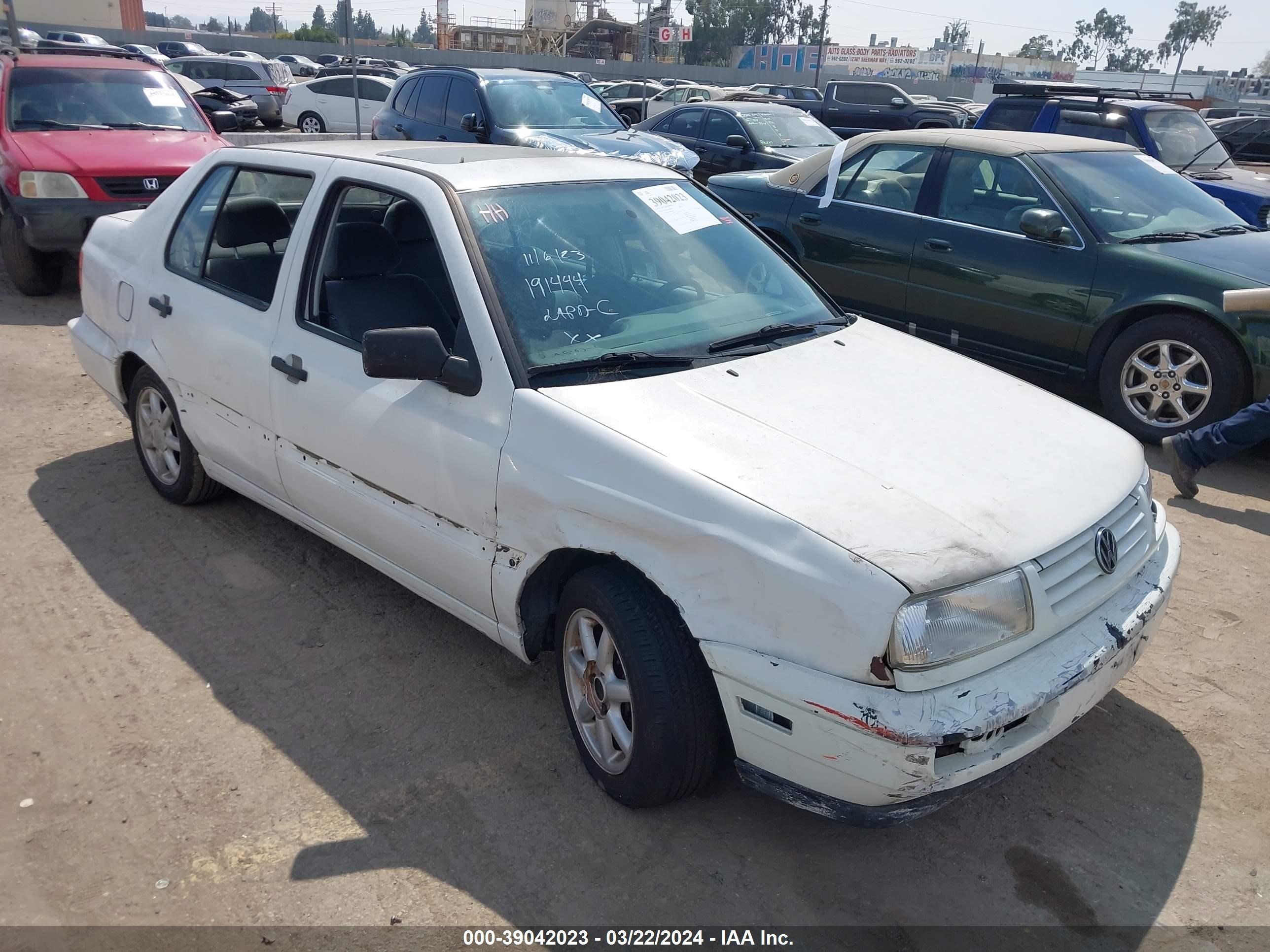 volkswagen jetta 1998 3vwsb81h8wm121187