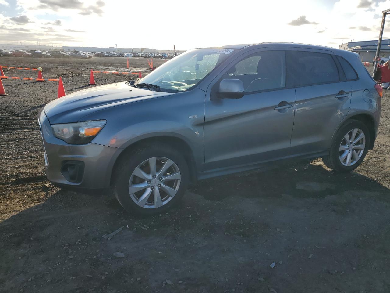 mitsubishi outlander 2013 4a4ap3au1de015577