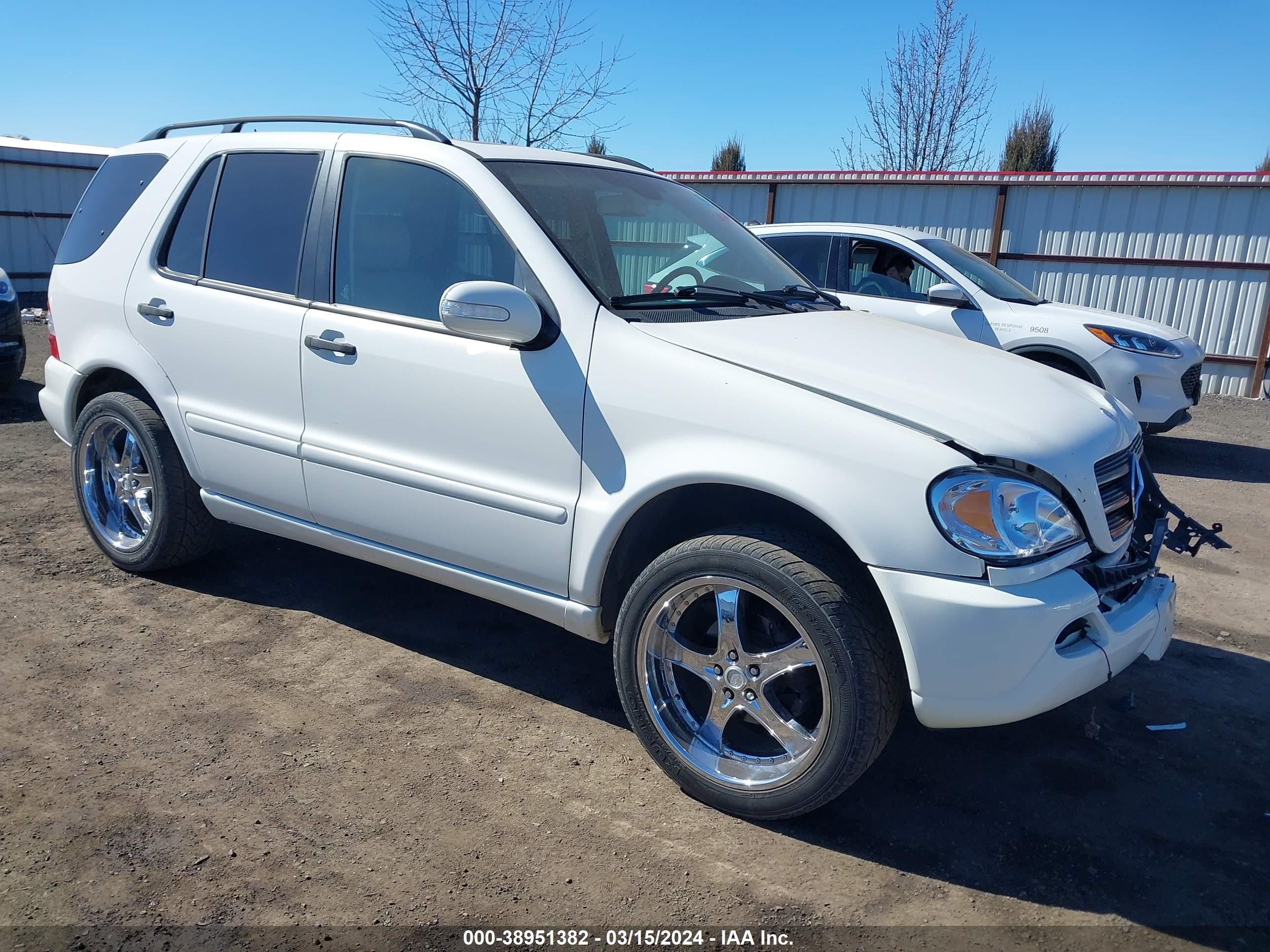 mercedes-benz  2004 4jgab57e34a492774