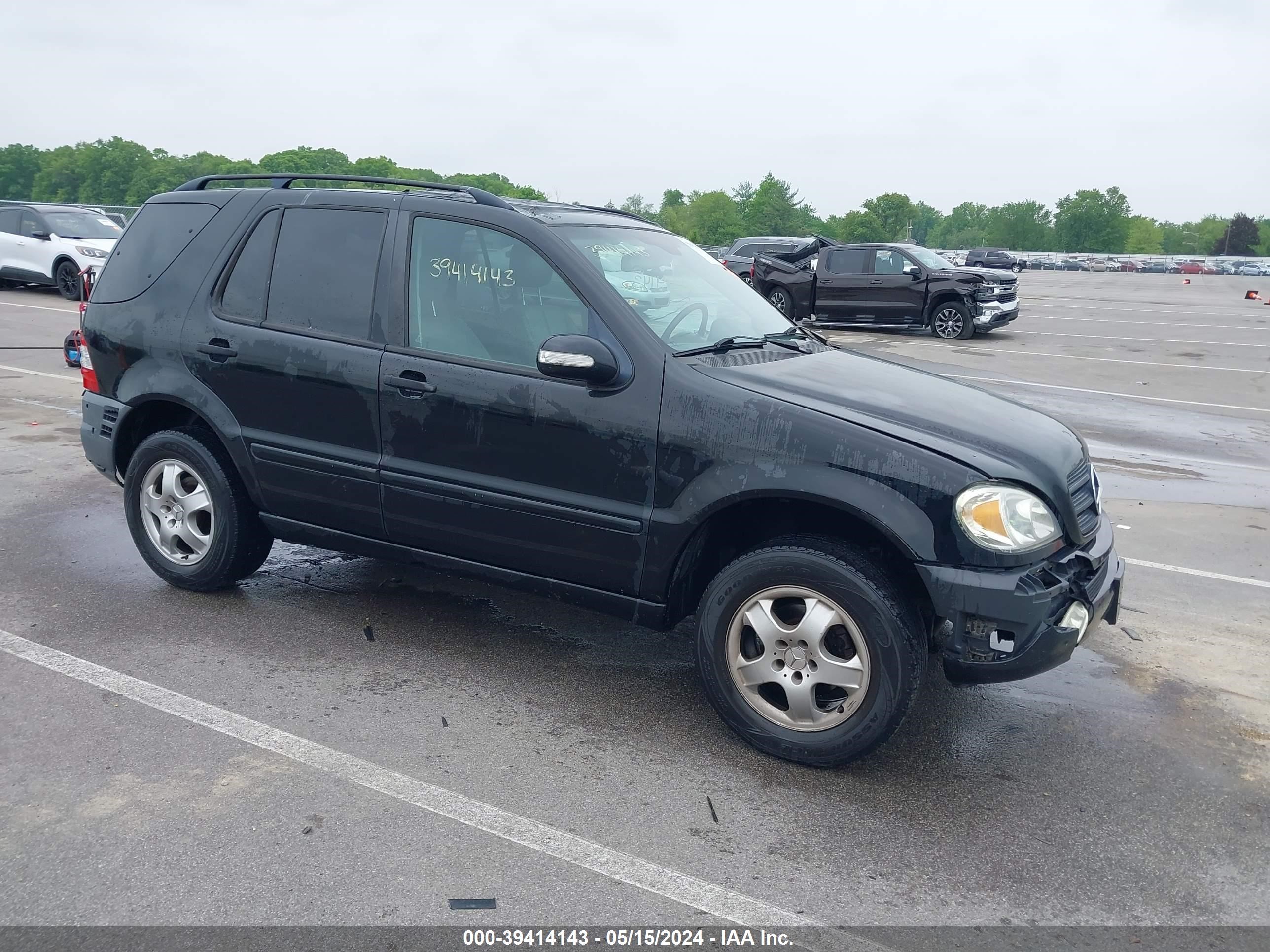 mercedes-benz  2003 4jgab57e73a448663