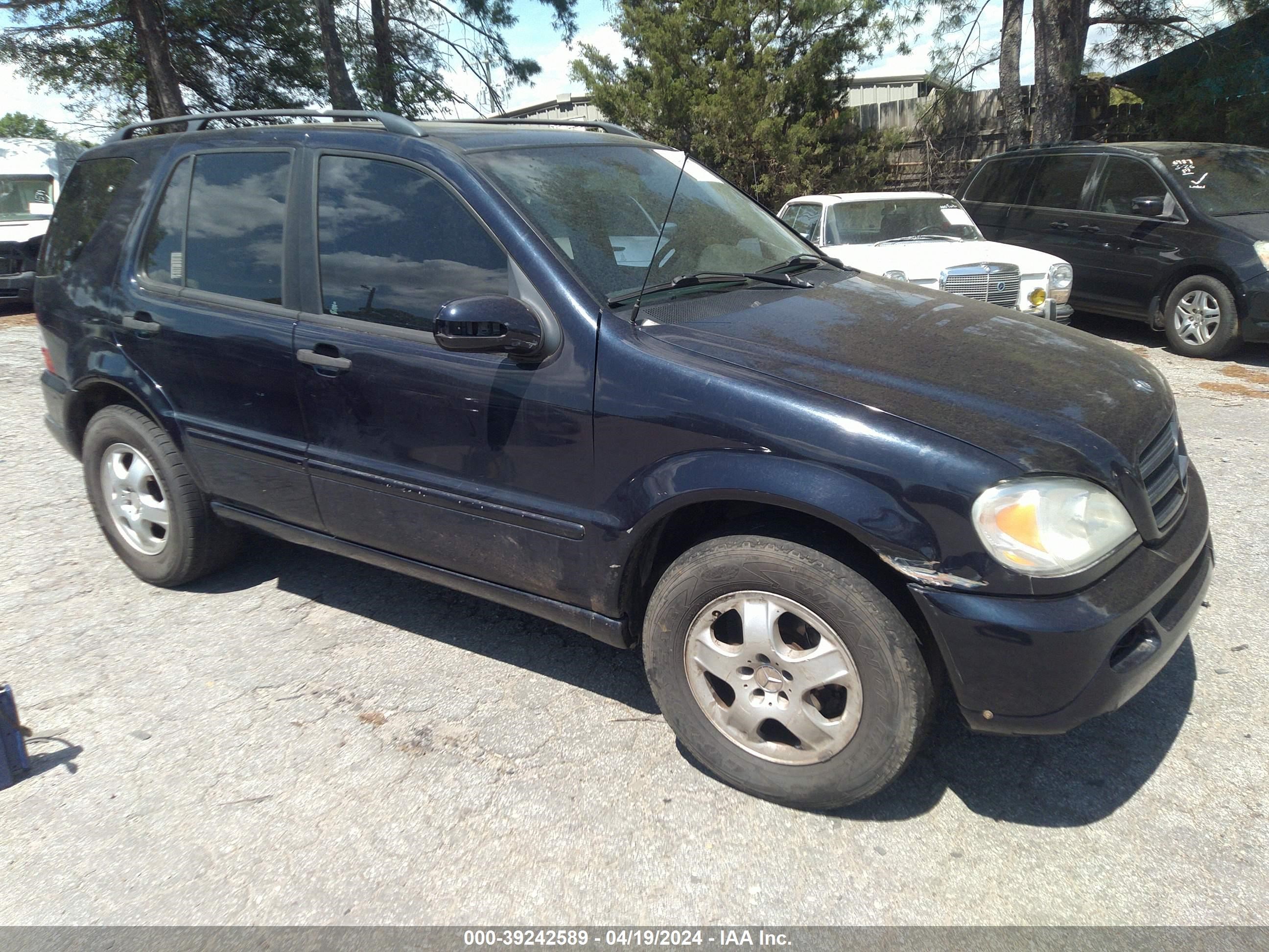 mercedes-benz  2004 4jgab57ex4a471467