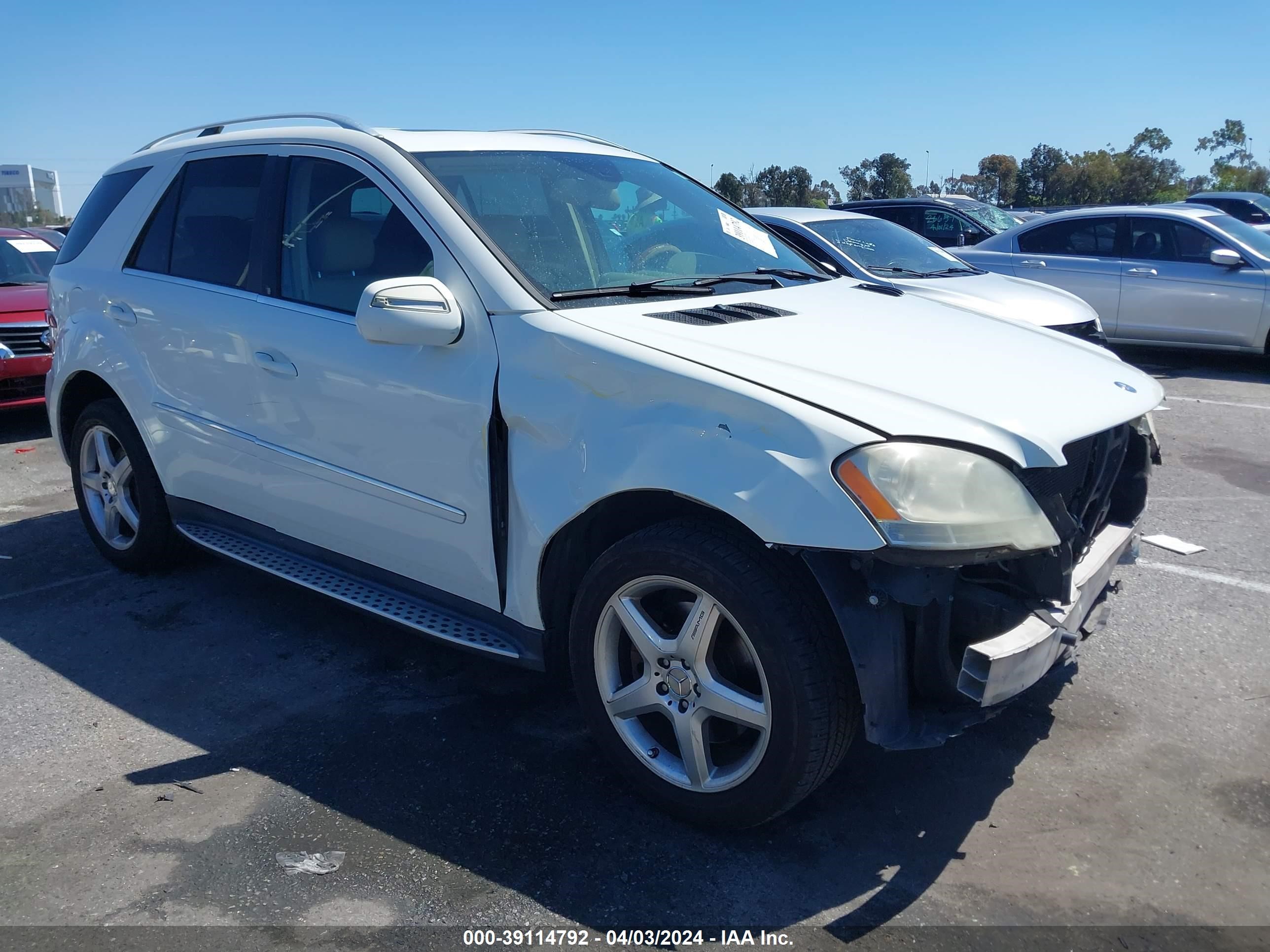 mercedes-benz  2009 4jgbb72e49a471608