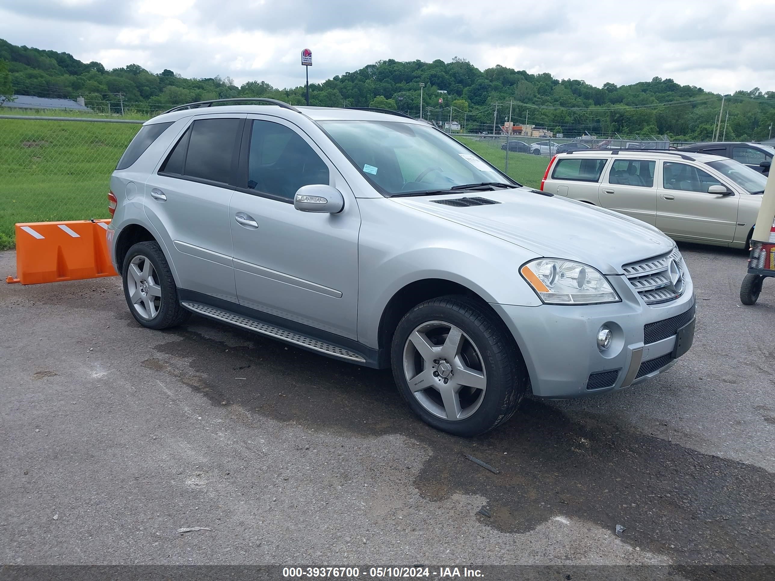 mercedes-benz  2008 4jgbb72e98a349373