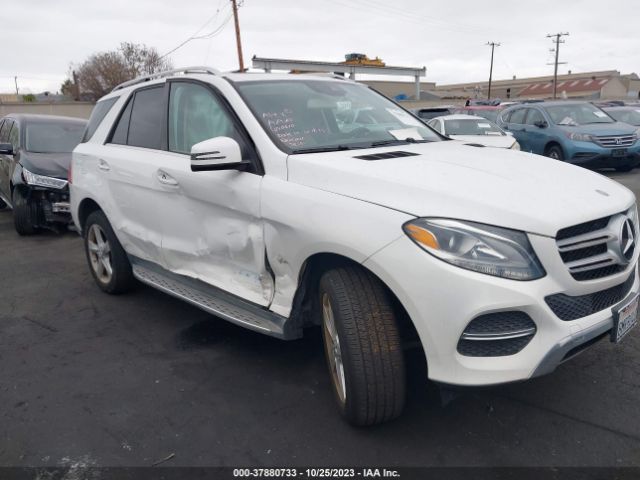 mercedes-benz  2016 4jgda0eb2ga620342