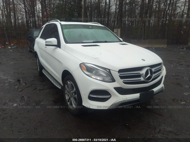 mercedes-benz  2018 4jgda5hb0jb080063