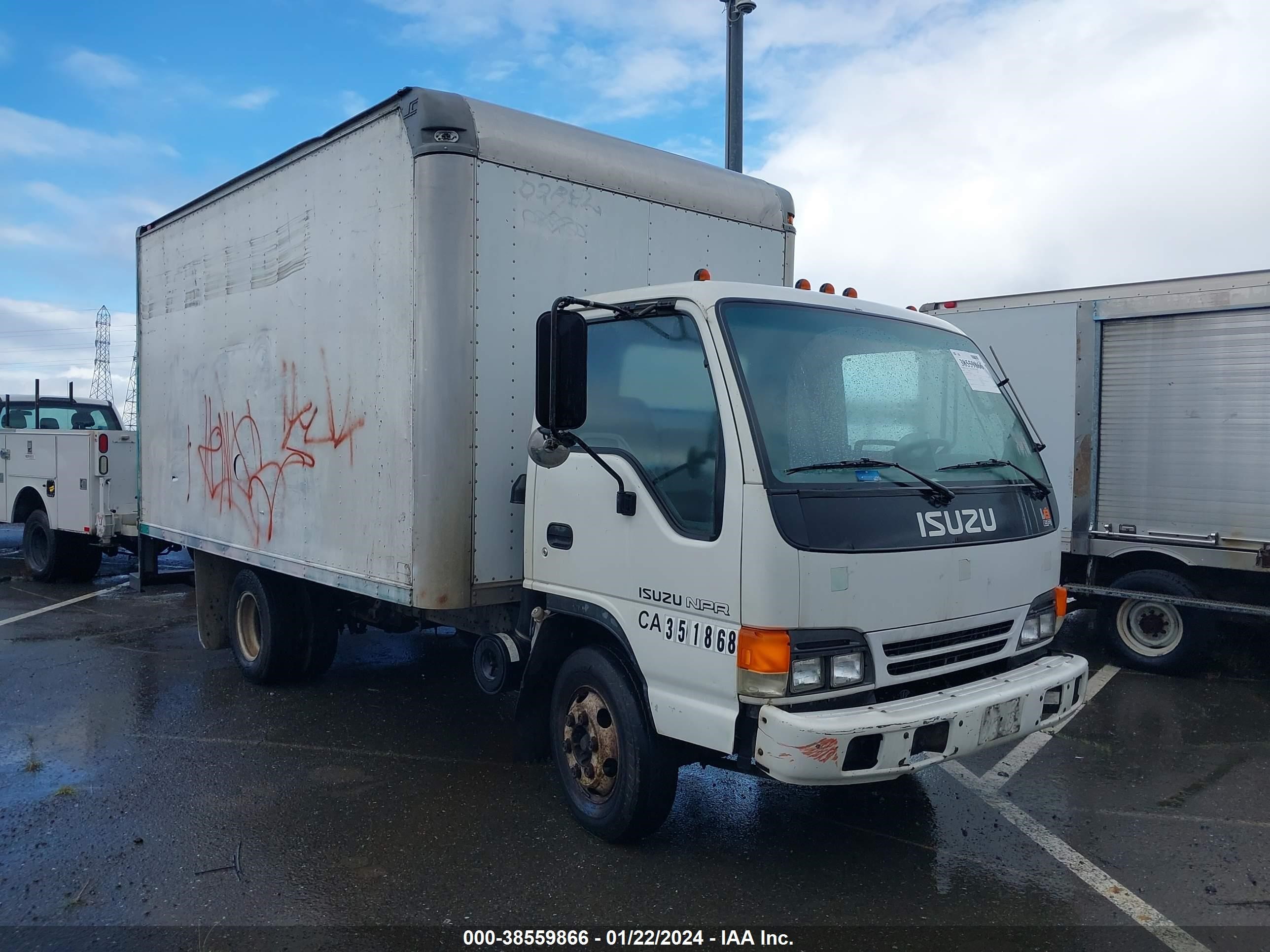 isuzu npr 2001 4klb4b1r01j800458