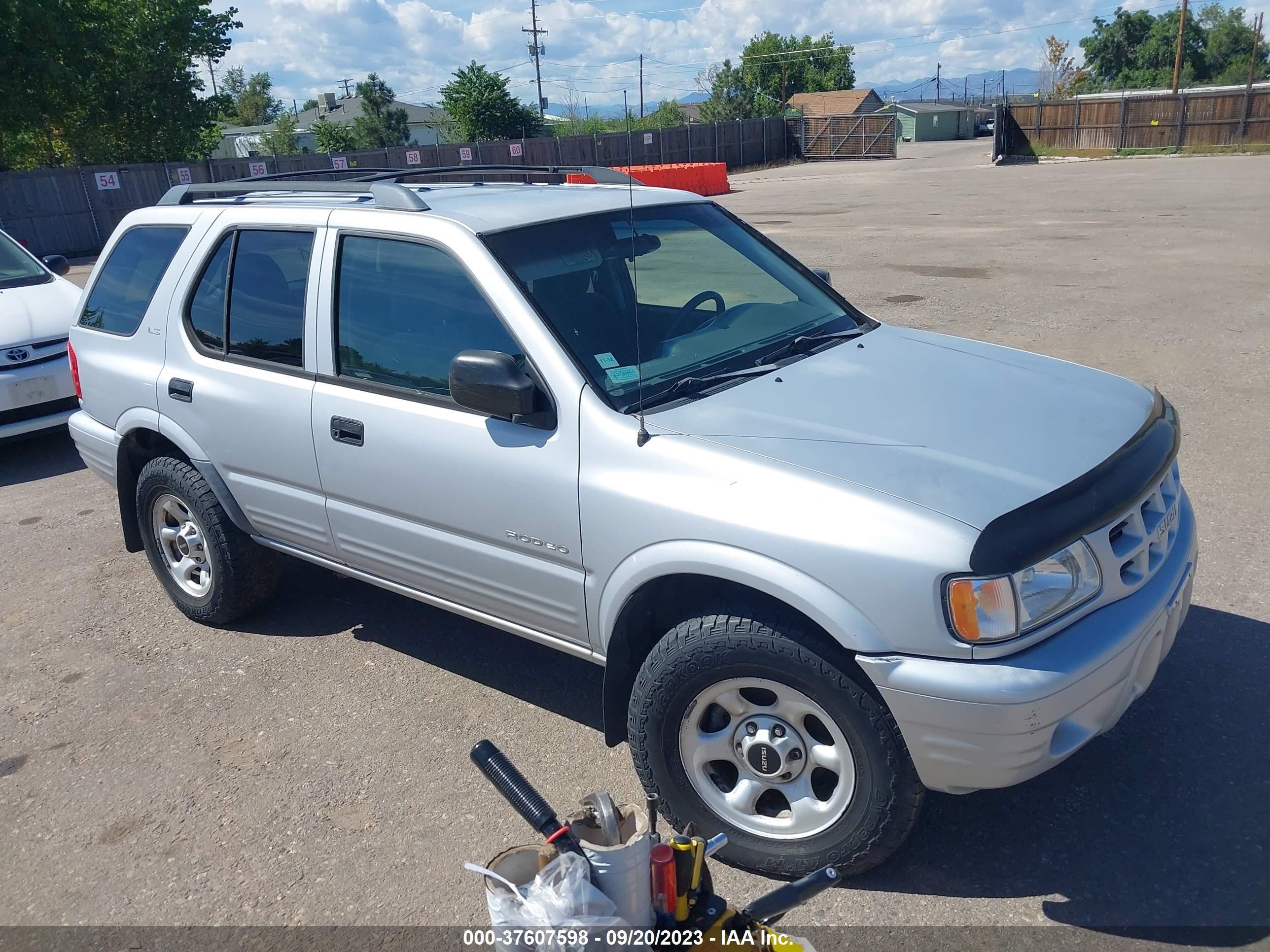 isuzu rodeo 2002 4s2dm58wx24300401