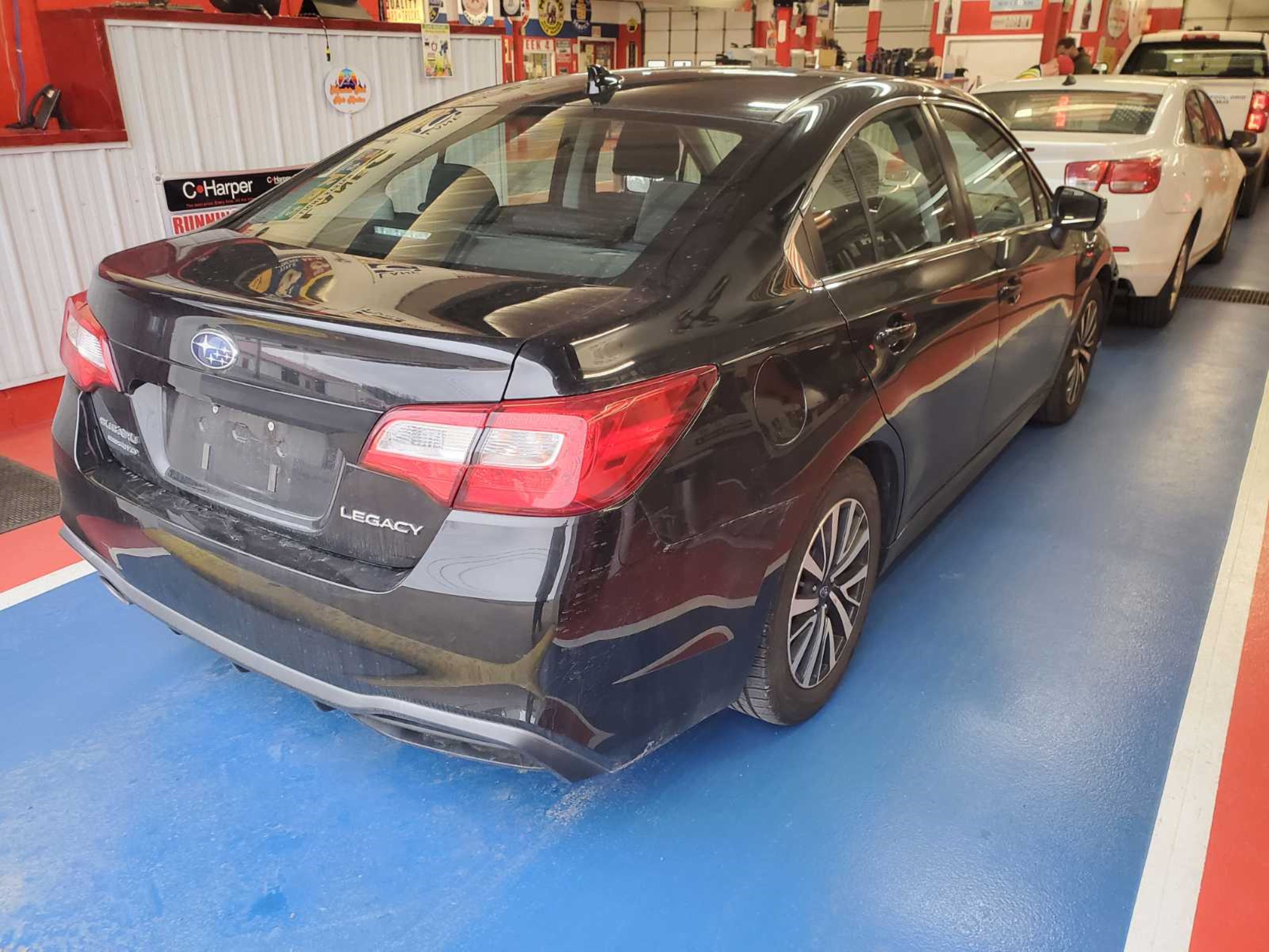 subaru legacy 2019 4s3bnaf60k3031150