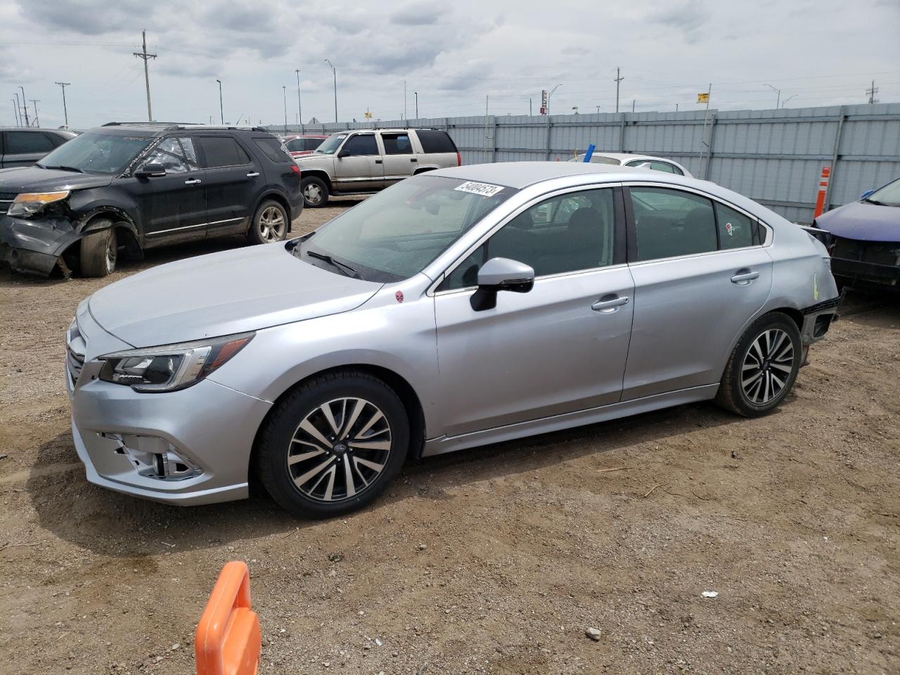 subaru legacy 2018 4s3bnaf62j3043296