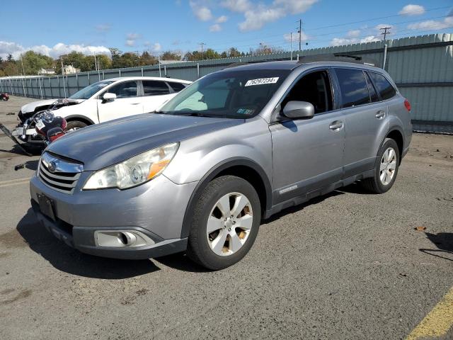 subaru outback 2. 2011 4s4brbcc7b3387112