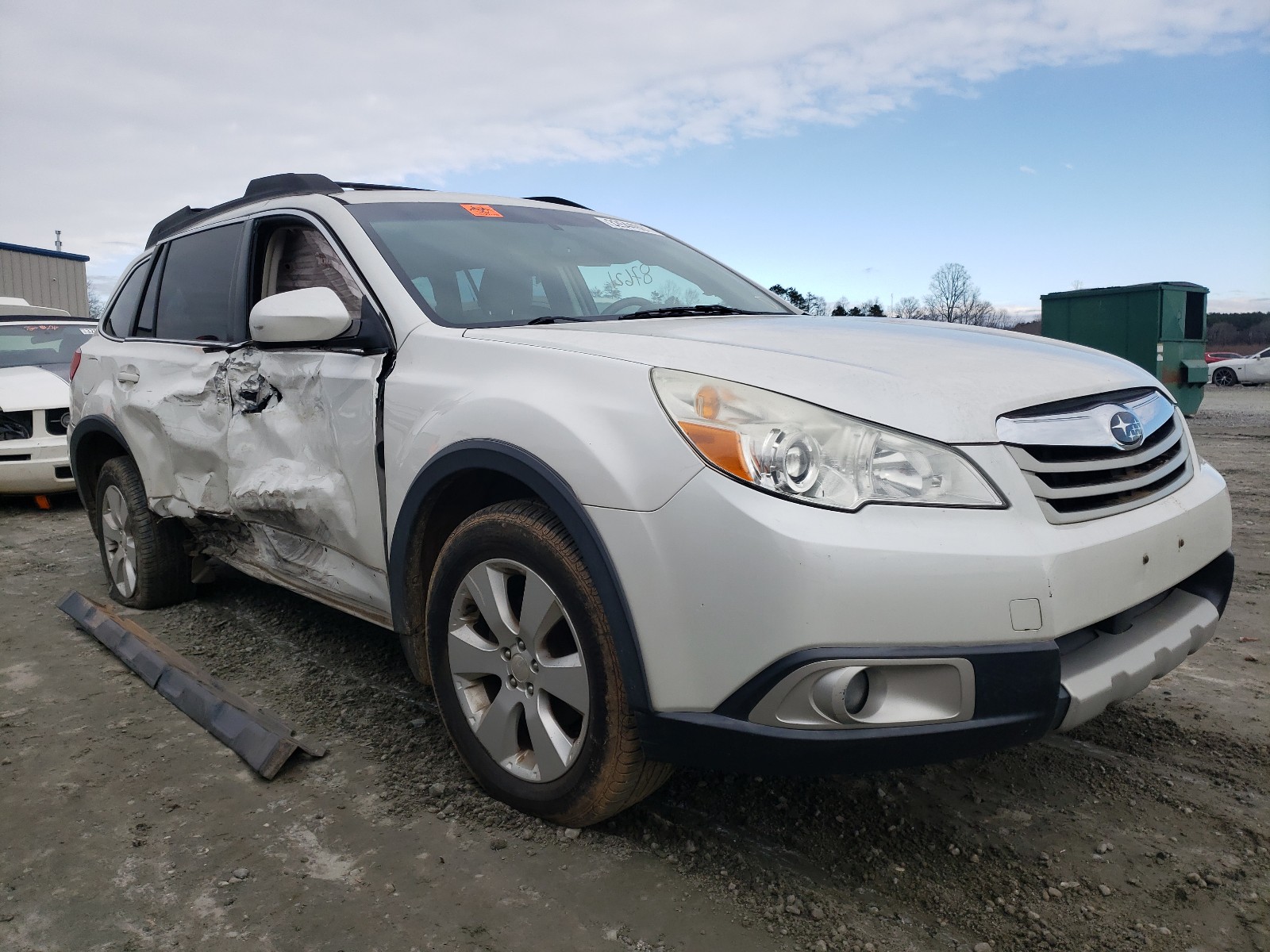 subaru outback 2. 2011 4s4brckc2b3320943