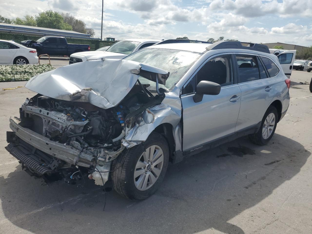 subaru outback 2018 4s4bsaac9j3372756