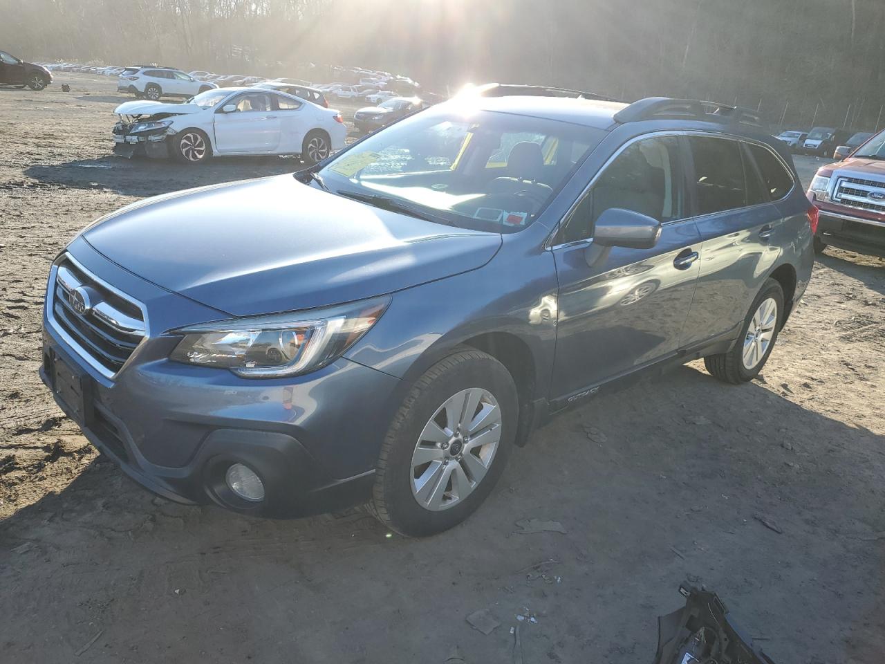 subaru outback 2018 4s4bsacc6j3313029