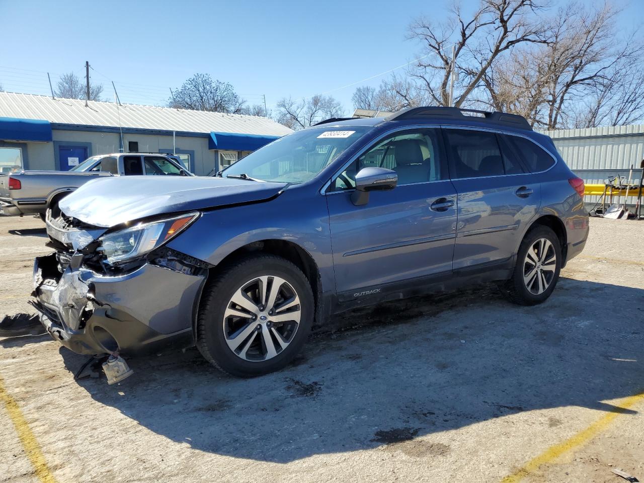 subaru outback 2018 4s4bsenc0j3235173