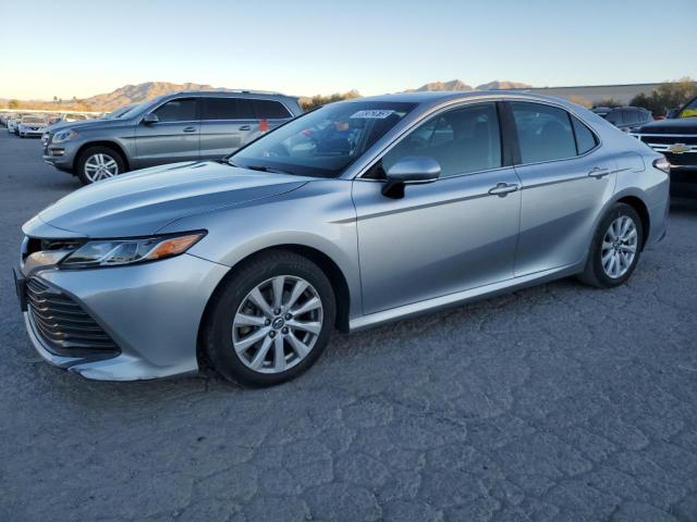 toyota camry l 2018 4t1b11hk0ju082187