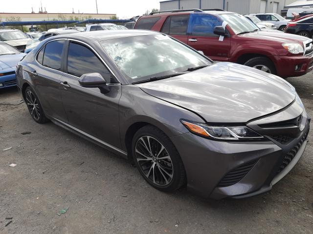 toyota camry le/s 2018 4t1b11hk0ju516429