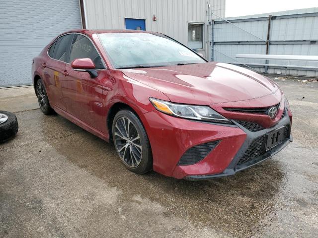 toyota camry le a 2018 4t1b11hk0ju533702